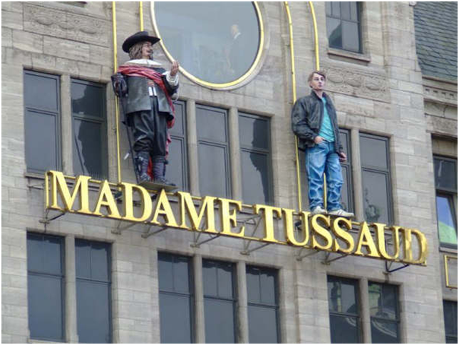 Το εξωτερικό του μουσείο Madame Tussaud